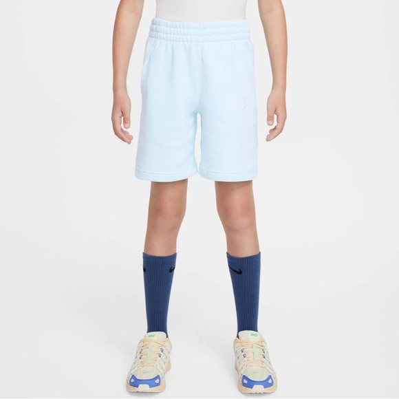 Nike Girls Size Medium Sportswear Club Shorts - Picture 1 of 6